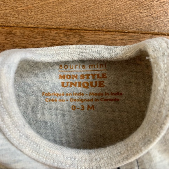 2/$20 SOURIS MINI baby girl bodysuit 0-3m - Picture 2 of 3